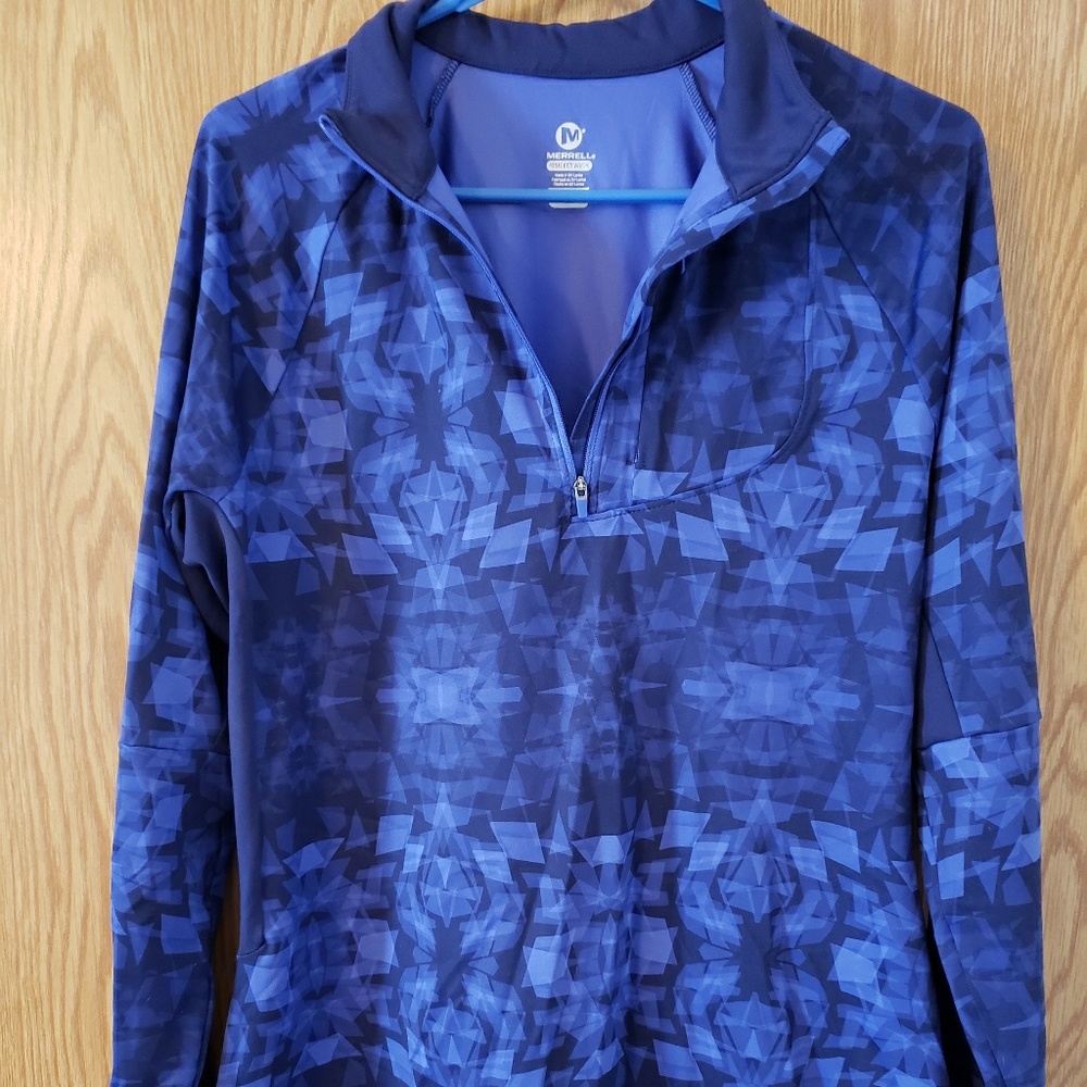 Merrells 1/4 zip long sleeve shirt